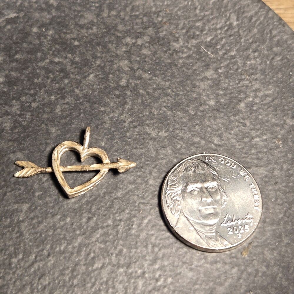 Etched Heart Arrow Sterling Silver 925 Pendant - Picture 5 of 5
